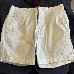 American Eagle White Men's Extreme Flex Shorts Slim fit size 28